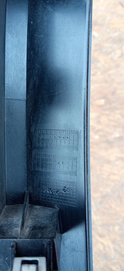BMW iX I20 M60 21- RAHMEN BLENDE MITTELLÜFTUNG GITTER KÜHLERGRILL NIEREN 190174-11
