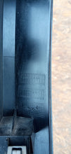 Laden Sie das Bild in den Galerie-Viewer, BMW iX I20 M60 21- RAHMEN BLENDE MITTELLÜFTUNG GITTER KÜHLERGRILL NIEREN 190174-11