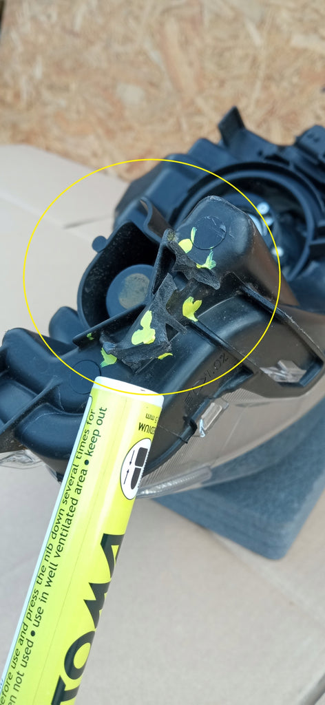 TOYOTA YARIS IV 4 19- LAMPA REFLEKTOR PRAWY PRZÓD SOCZEWKA KOITO K0-6 EU