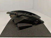 Laden Sie das Bild in den Galerie-Viewer, VW GOLF VII LIFT 17- NEBELSCHEINWERFER RECHTS VORNE 5G0941662F