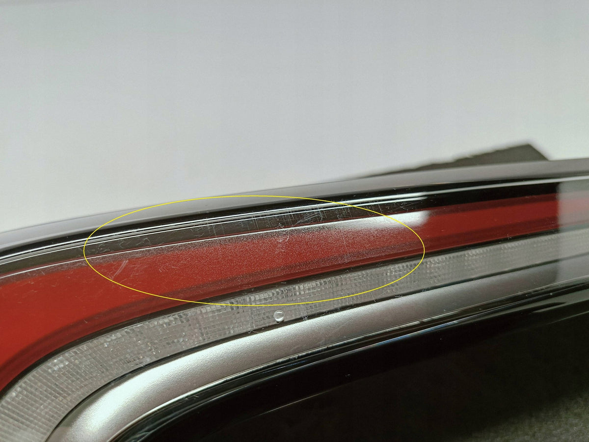 Tesla Model 3 Lift Highland 23- Lampa Klapy Bagażnika Lewa LED 1691498-00-F — zdjęcie 7 z 13