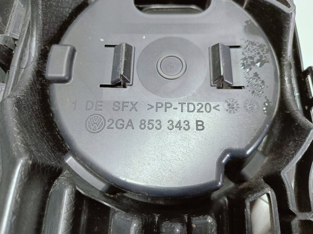 Volkswagen T-Roc 17- ATRAPA GRILL KRATKA ZDERZAKA PRZEDNIEGO 2GA853343B