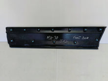 Load image into Gallery viewer, Mazda MX-30 20- LISTWA DRZWI PRAWY PRZÓD PRAWA PRZEDNIA DN4E-51RA1