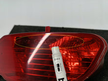 Load image into Gallery viewer, PEUGEOT 5008 II 17- LAMPA PRAWA TYLNA ZDERZAKA PRZECIWMGIELNA 9811981980