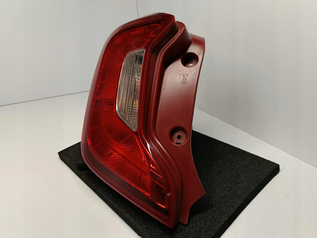 KIA PICANTO III 3 17- RÜCKLEUCHTE LINKS HINTEN 92401-G6