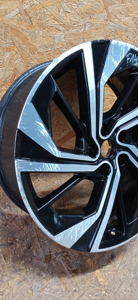 NISSAN QASHQAI III J12 20X8J FELGE ET40 5X114.3 6UA6A