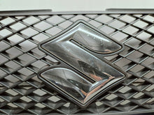 Załaduj zdjęcie do przeglądarki galerii, Suzuki Grand Vitara II 05- ATRAPA GRILL ZDERZAKA PRZÓD CHROM 71741-65J0