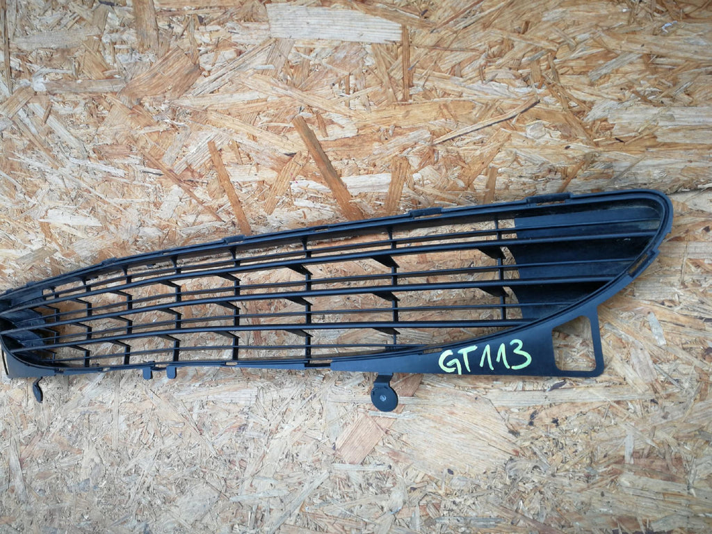 PEUGEOT 307 01- ATRAPA KRATKA DOLNA GRILL ZDERZAKA PRZÓD 9634014177B