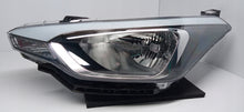 Załaduj zdjęcie do przeglądarki galerii, HYUNDAI I20 II 14- LAMPA REFLEKTOR LEWY PRZÓD ZWYKŁA 92101-C8000