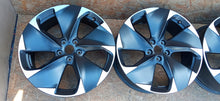 Laden Sie das Bild in den Galerie-Viewer, FELGEN 19 ZOLL SEAT CUPRA BORN 21- 7.5JX19 ET50 10E601025J