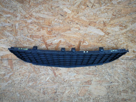OPEL VECTRA C LIFT 05- ATRAPA KRATKA ŚRODKOWA ZDERZAKA PRZEDNIEGO 13182906