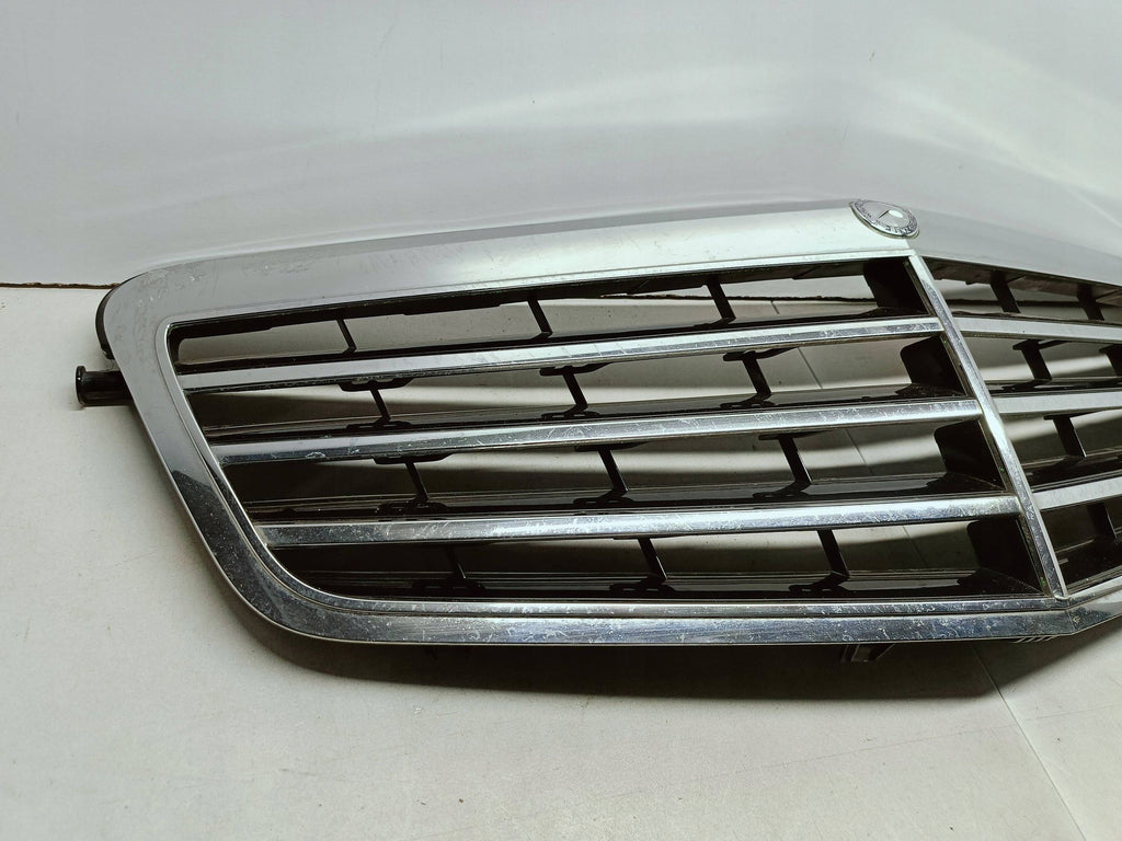 Mercedes-Benz E W212 09- ATRAPA GRILL ZDERZAKA PRZEDNIEGO A2128800583