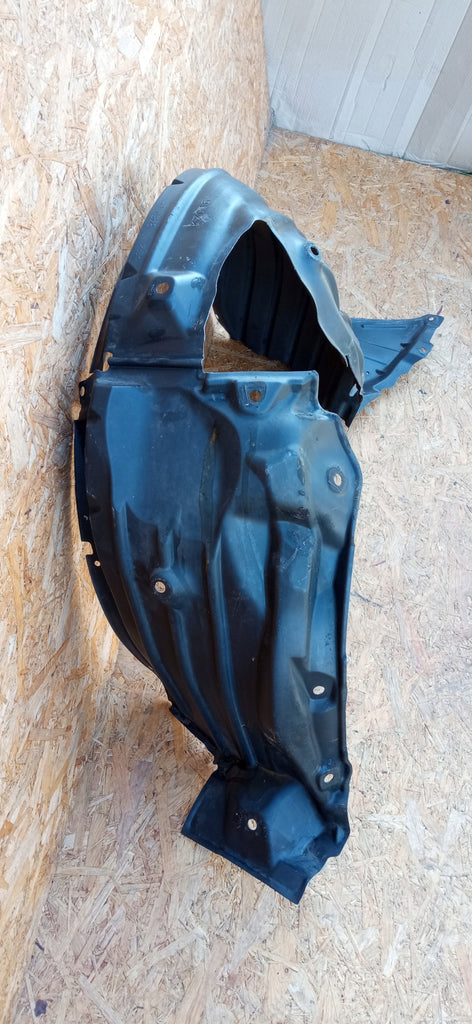 MAZDA 3 III BM 13- RADHAUSSCHALE VORNE LINKS K7016 B45A
