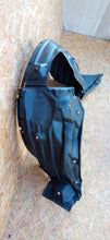 Laden Sie das Bild in den Galerie-Viewer, MAZDA 3 III BM 13- RADHAUSSCHALE VORNE LINKS K7016 B45A
