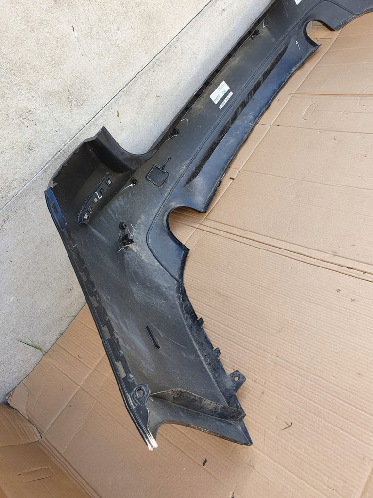 BMW G30 ZDERZAK TYŁ TYLNY
