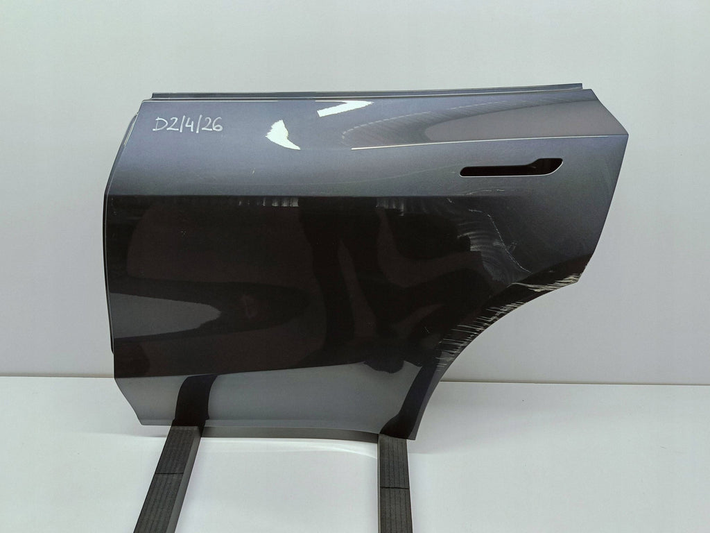 TESLA MODEL Y TÜREN LINKS HINTEN 1493561-E0-A 149859900