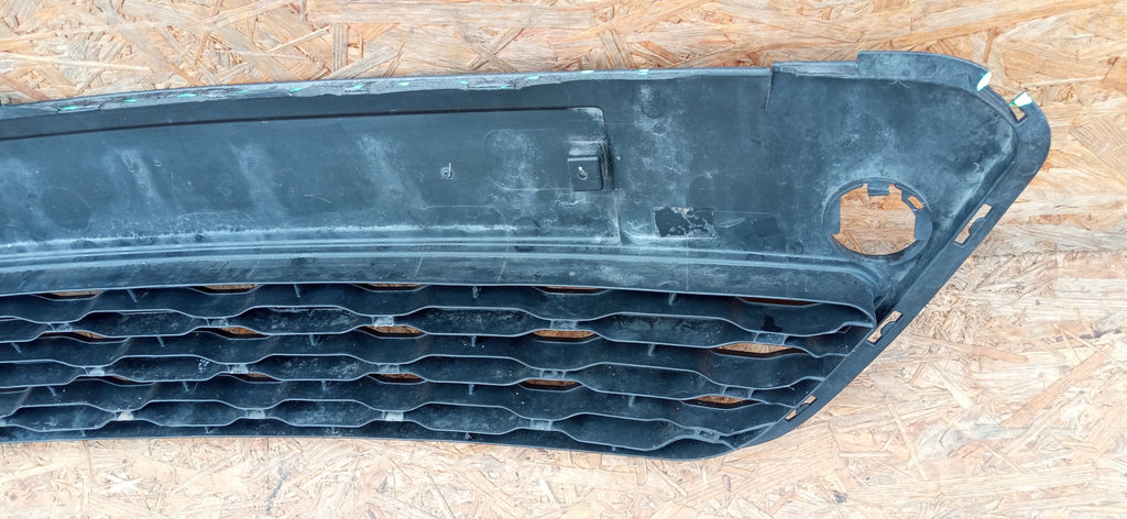 KIA RIO 11- ATRAPA KRATKA ŚRODKOWA GRILL ZDERZAKA PRZÓD 86561-1W200