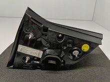 Laden Sie das Bild in den Galerie-Viewer, TESLA MODEL Y 20- 3 LIFT 22- HECKKLAPPENLEUCHTE HINTEN LINKS LED 1502088-00-B
