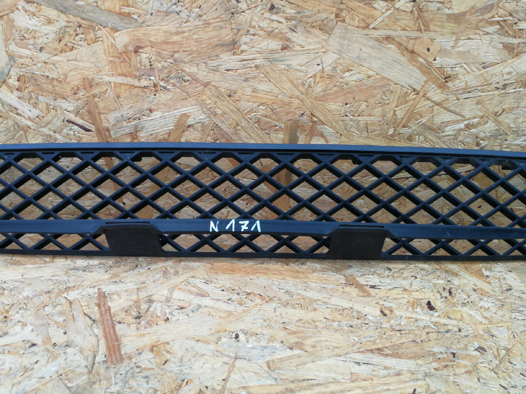 MERCEDES SPRINTER W906 06- KRATKA ATRAPA GRILL ZDERZAKA PRZÓD A9068850053
