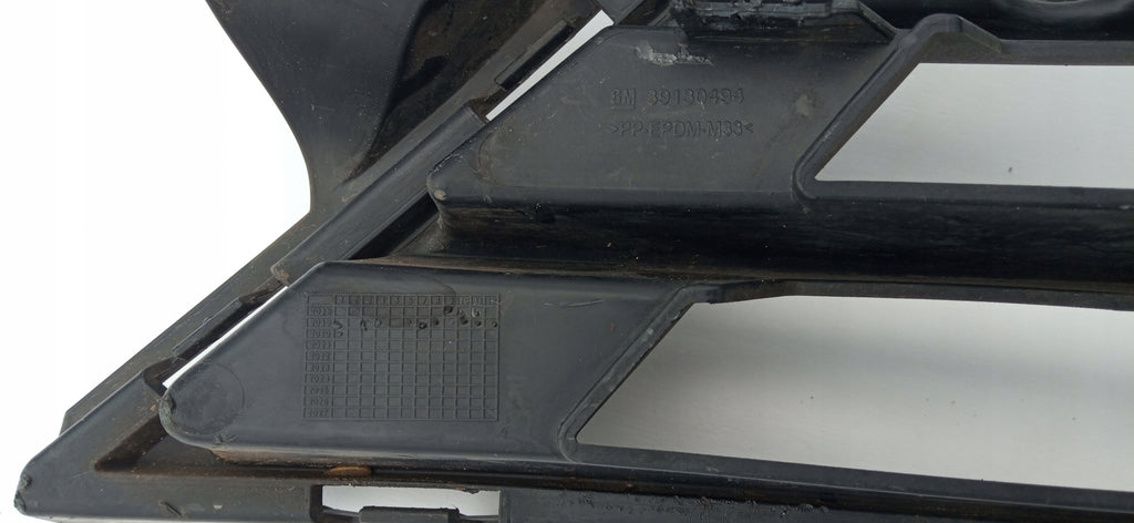 OPEL ASTRA K V LIFT 19- ATRAPA KRATKA GRILL ZDERZAKA PRZEDNIEGO 39130494