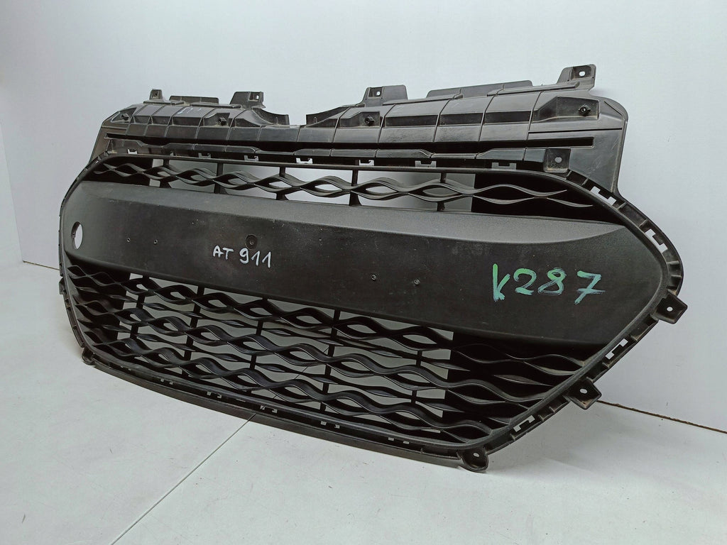 Hyundai i10 II 13- KRATKA ŚRODKOWA ATRAPA GRILL ZDERZAKA PRZÓD 86569-B9000