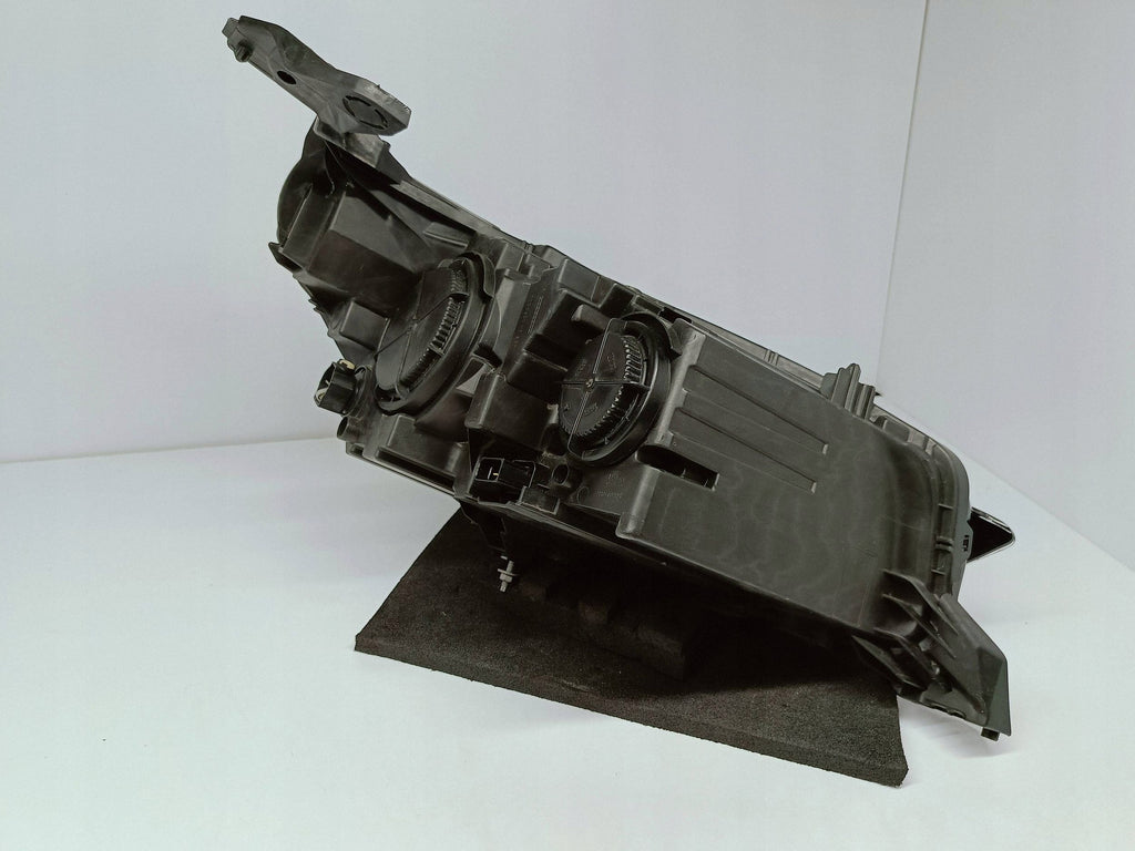 Opel Corsa F 19- SCHEINWERFER LINKS VORNE NORMAL H7 H15 EU 39162648