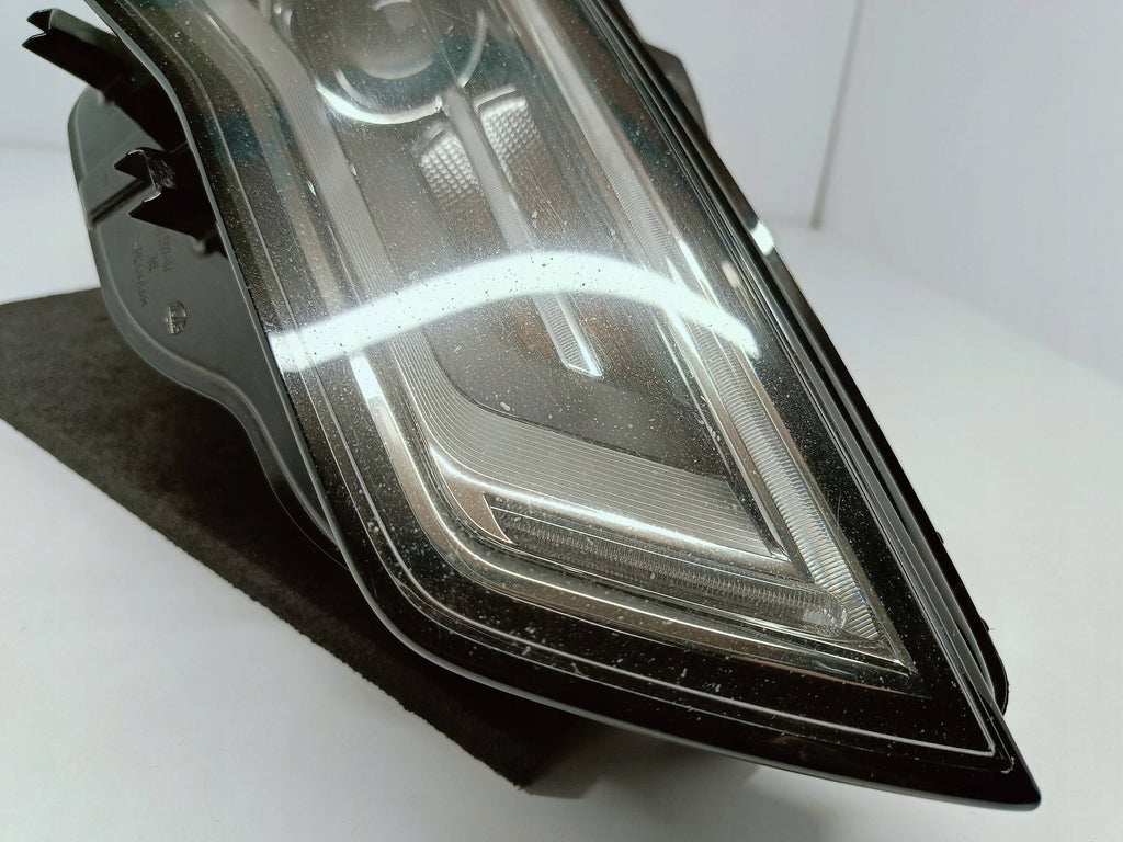 Audi A3 8V 13- LAMPA PRAWA PRZÓD PRZEDNIA KSENON+LED EU 8V0941044C