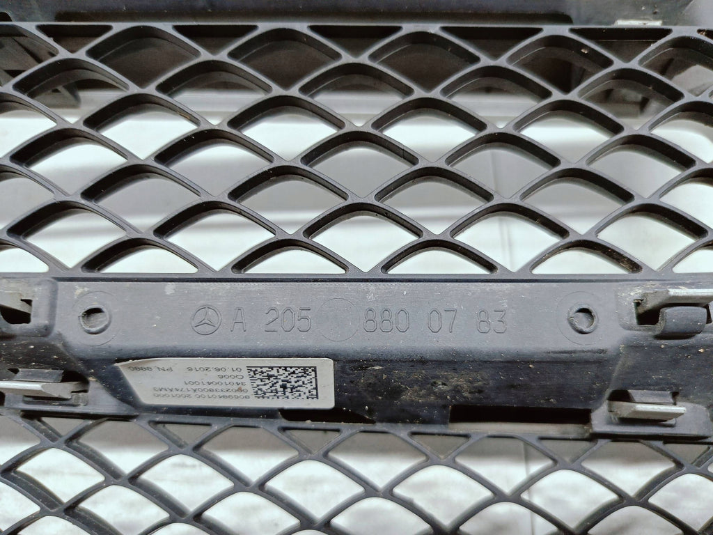 Mercedes-Benz C W205 14- KÜHLERGRILL STOSSFÄNGER VORNE A2058800783