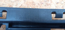 Load image into Gallery viewer, CITROEN C5 III 08- ATRAPA KRATKA GRILL ZDERZAKA PRZEDNIEGO 9682331677