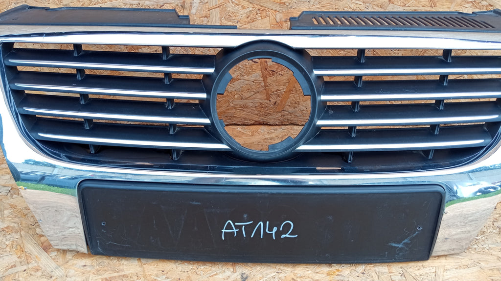 VOLKSWAGEN PASSAT B6 05- ATRAPA KRATKA GRILL 3C0853651AH
