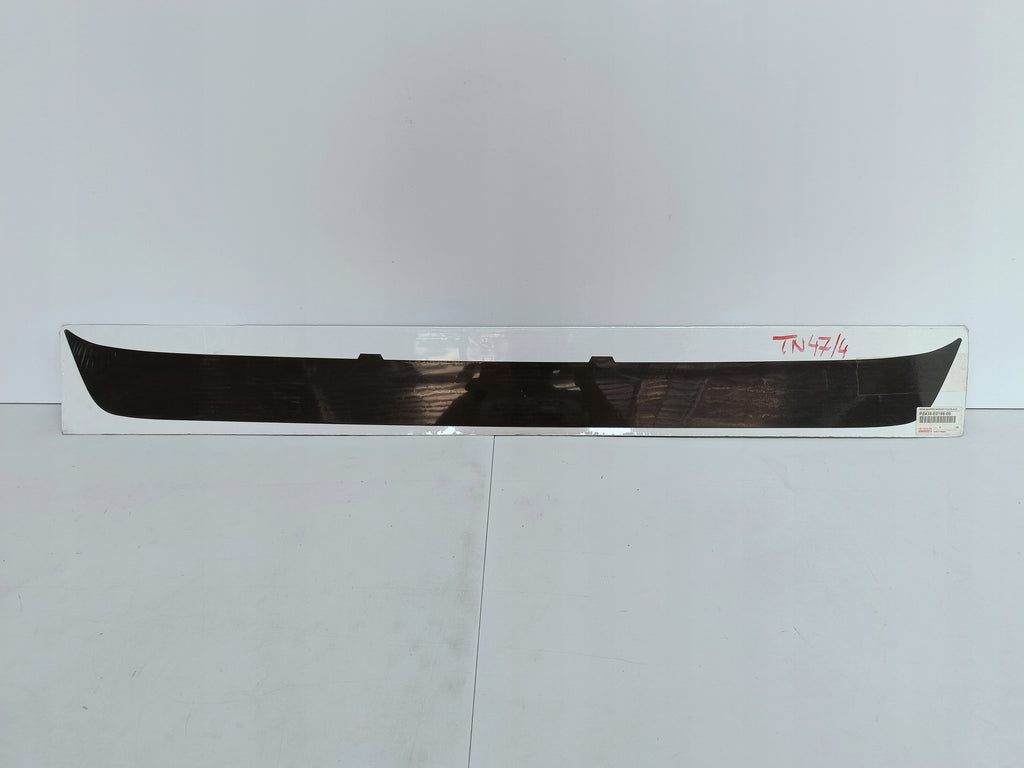 TOYOTA AURIS I NAKLEJKA OKLEINA FOLIA OCHRONNA ZDERZAKA TYŁ PZ438-E0186-00