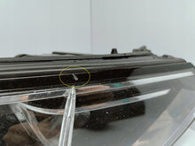 Laden Sie das Bild in den Galerie-Viewer, VOLKSWAGEN PASSAT B8 14- SCHEINWERFER RECHTS VORNE NORMAL H7 3G1941006C