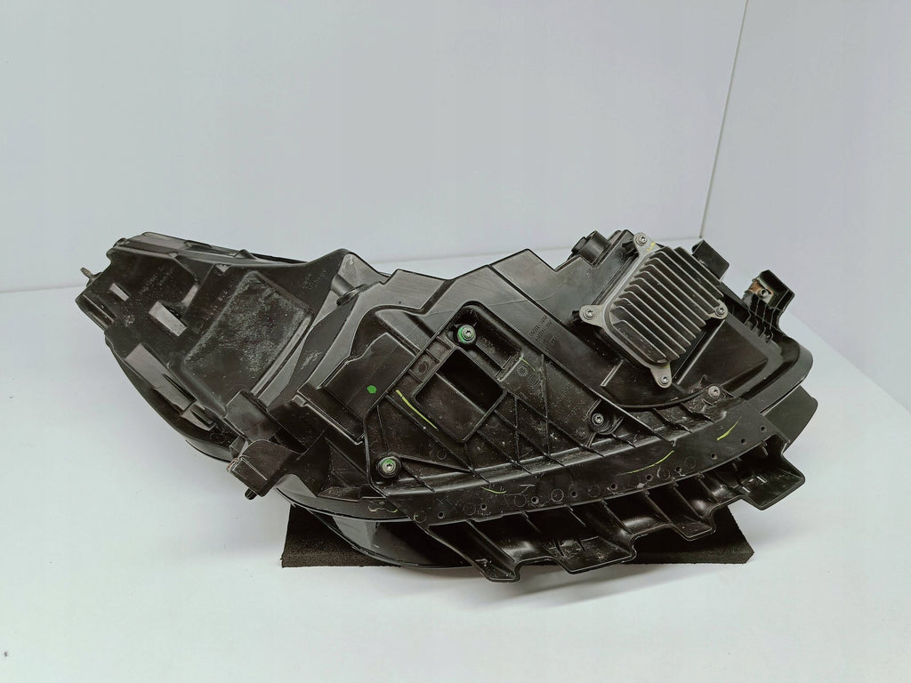 Tesla Model 3 LIFT Y 20- RECHTER SCHEINWERFER VORNE FULL LED 1514953-00-D