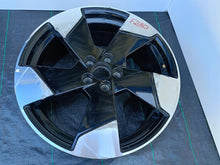 Load image into Gallery viewer, FELGA ALUMINIOWA VOLVO EX-30 EX30 OE 8.0"x19" 5x108 ET48.5 30000286