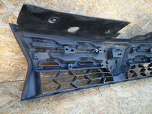 Laden Sie das Bild in den Galerie-Viewer, DACIA DUSTER LIFT 13- KÜHLERGRILL STOSSFÄNGER VORNE 623100838R