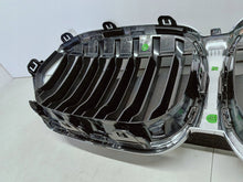 Laden Sie das Bild in den Galerie-Viewer, BMW X1 F48 LCI LIFT 19- ATRAPA GRILL NERKI ZDERZAKA PRZEDNIEGO 51138493450