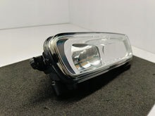 Laden Sie das Bild in den Galerie-Viewer, FOCUS FIESTA MONDEO- NEBELSCHEINWERFER RECHTS VORNE NEU F1EB-15A254-AB