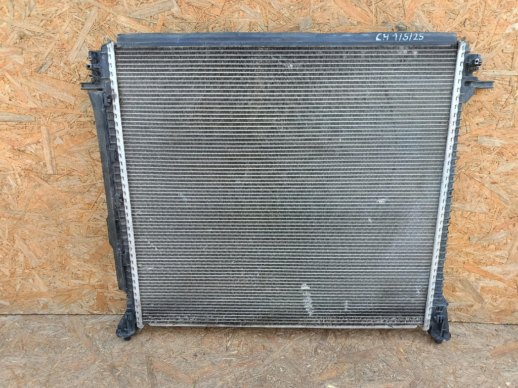 VOLKSWAGEN CRAFTER II MAN TGE 16- CHŁODNICA WODY MAHLE 2N0121253C