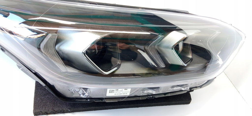 KIA CEED III 18- LAMPA PRAWA PRZÓD PRZEDNIA FULL LED 92102-J7XXX
