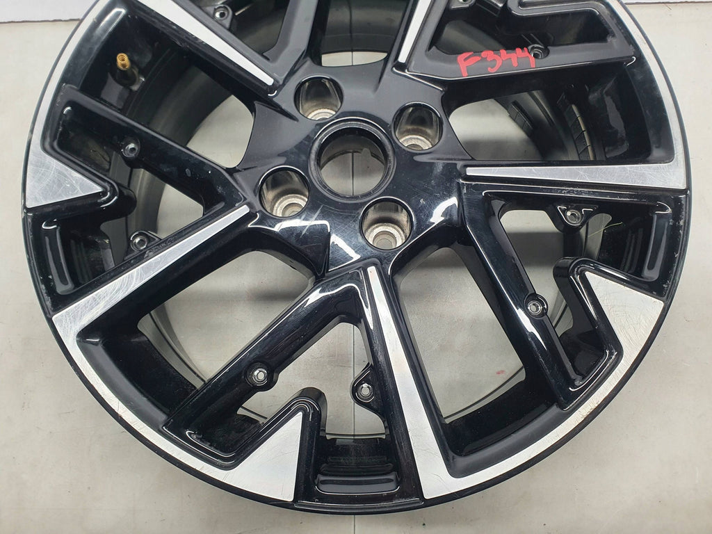 Opel Corsa F FELGA ALUMINIOWA 17 CALI 7''x17'' ET32 4x108 OE 9833892680
