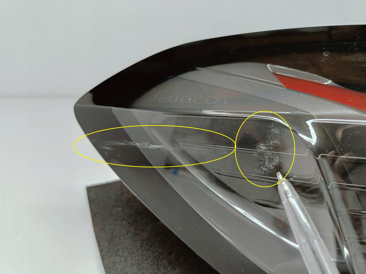 Peugeot 208 II 19- Lampa Lewy Lewa Tylna LED OE 9823216880 — zdjęcie 6 z 15