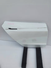 Załaduj zdjęcie do przeglądarki galerii, DRZWI PRAWY TYŁ PRAWE TYLNE, TESLA MODEL 3 III 2017 PRZEDLIFT