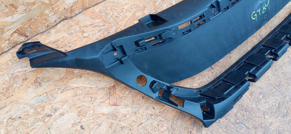 PEUGEOT 3008 II 16- KÜHLERGRILL VERSTÄRKUNG OBEN TRÄGER 9814278877