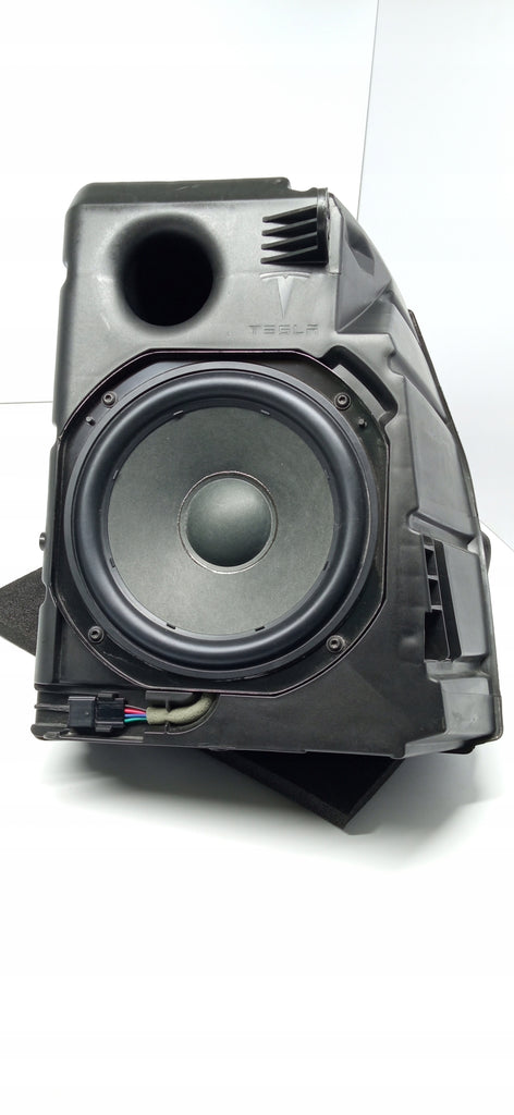 TESLA MODEL 3 III SUBWOOFER GŁOŚNIK NISKOTONOWY 1079747-99-B