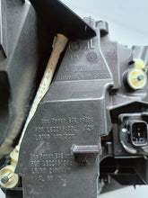 Laden Sie das Bild in den Galerie-Viewer, BMW 5 G60 G61 23- SCHEINWERFER LINKS VORN FULL LED EU LE22A6494
