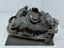 Load image into Gallery viewer, CITROEN C3 III 16- LAMPA PRAWA PRZÓD PRZEDNIA ZWYKŁA 9820059280