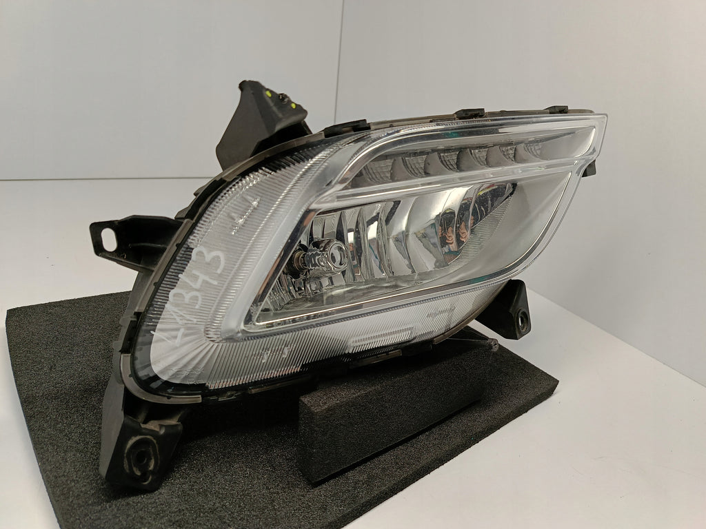 KIA NIRO 16- HALOGEN ŚWIATŁO LAMPA DRL LED PRAWY PRZÓD H8 92202-G5000
