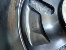 Laden Sie das Bild in den Galerie-Viewer, FELGA ALUMINIOWA HYUNDAI KONA 7.0"x17" 5X114.3 ET50 52910-DD100