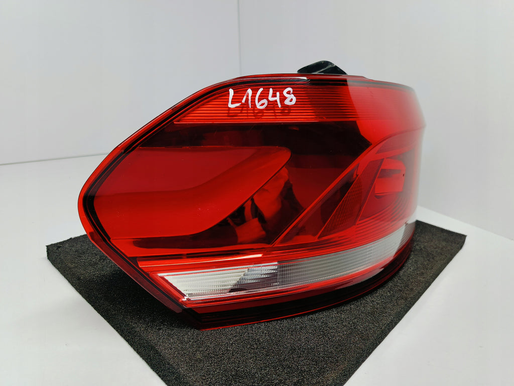 VOLKSWAGEN TOURAN 5TA 15- LAMPA LEWY TYŁ LEWA TYLNA 5TA945095A