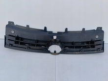 Załaduj zdjęcie do przeglądarki galerii, VOLKSWAGEN POLO V GT 6R 09- ATRAPA GRILL KRATKA ZDERZAKA PRZÓD 6R0853651AC
